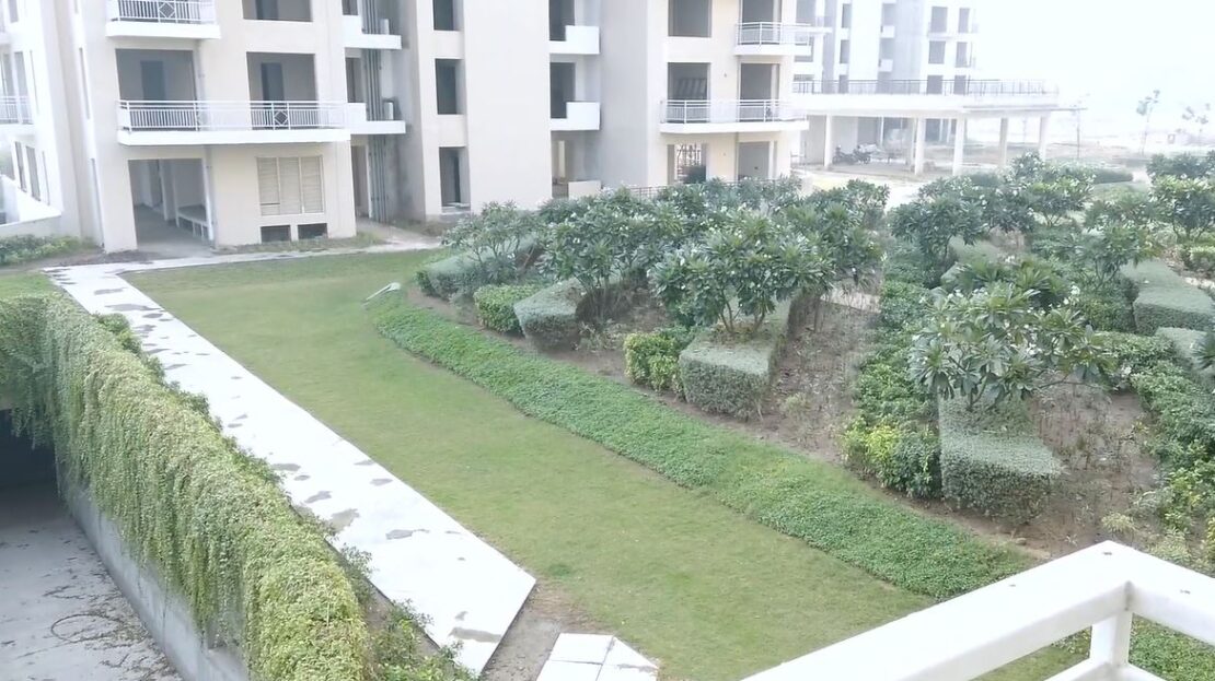 3 BHK Flats for Sale in Sovereign Park Garden