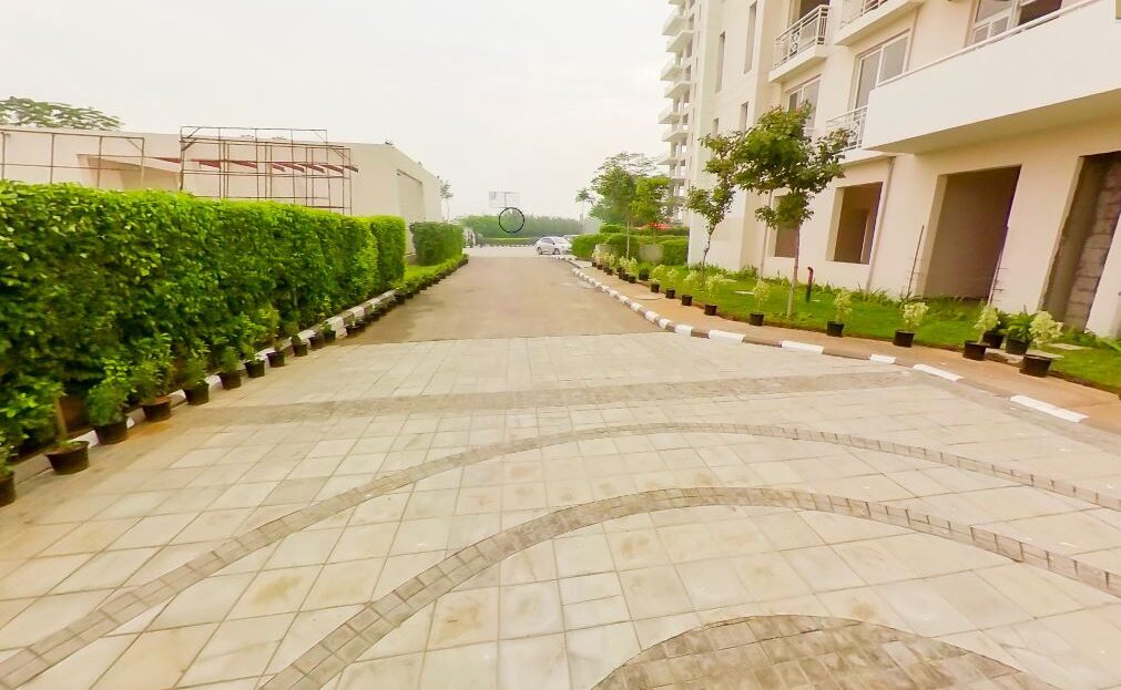3 BHK Flats for Sale in Sovereign Park compound